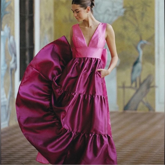 Hutch Harlow Gown - Picture 3 of 10